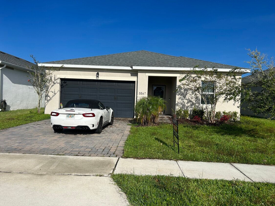 Foto principal - 5567 Estero Loop
