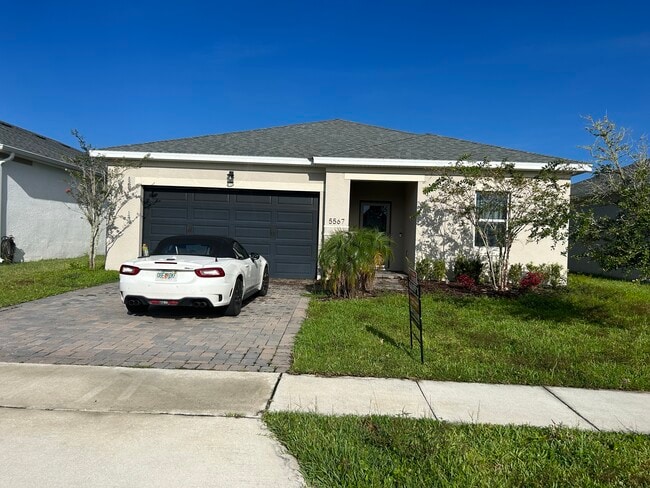 Building Photo - 5567 Estero Loop