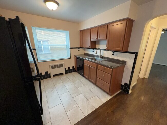 Foto del edificio - 3089 Glenmore Ave