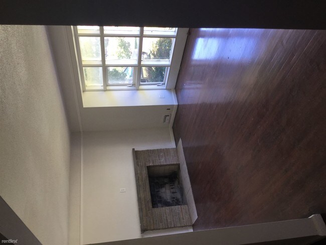 Foto del edificio - 5035 Oakman Blvd