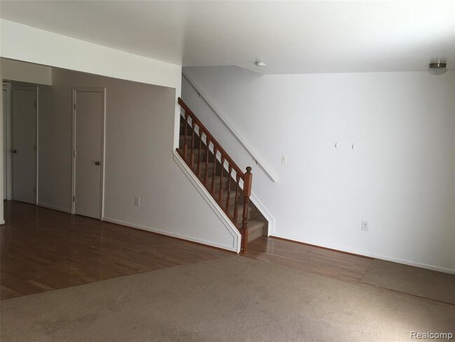 Foto del edificio - 50405 Bay Run S