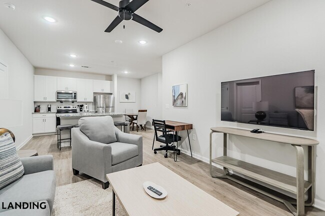 Foto del edificio - 1650 Harris Hill Rd