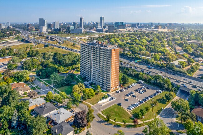 Aerial Photo - 135 Fenelon Drive