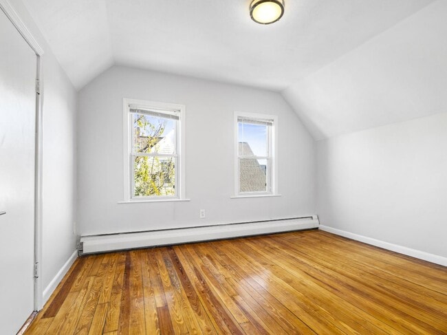 Photo - 42 William St Townhome