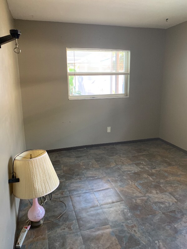 Foto del edificio - 12308 Eldon Dr