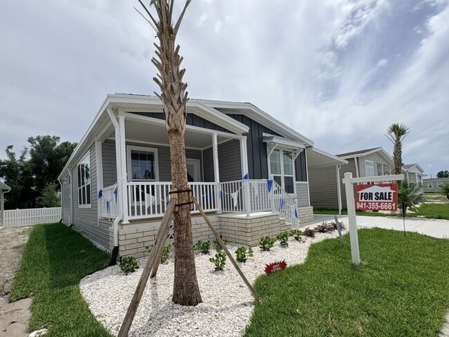 Building Photo - 1639 Voyager Dr
