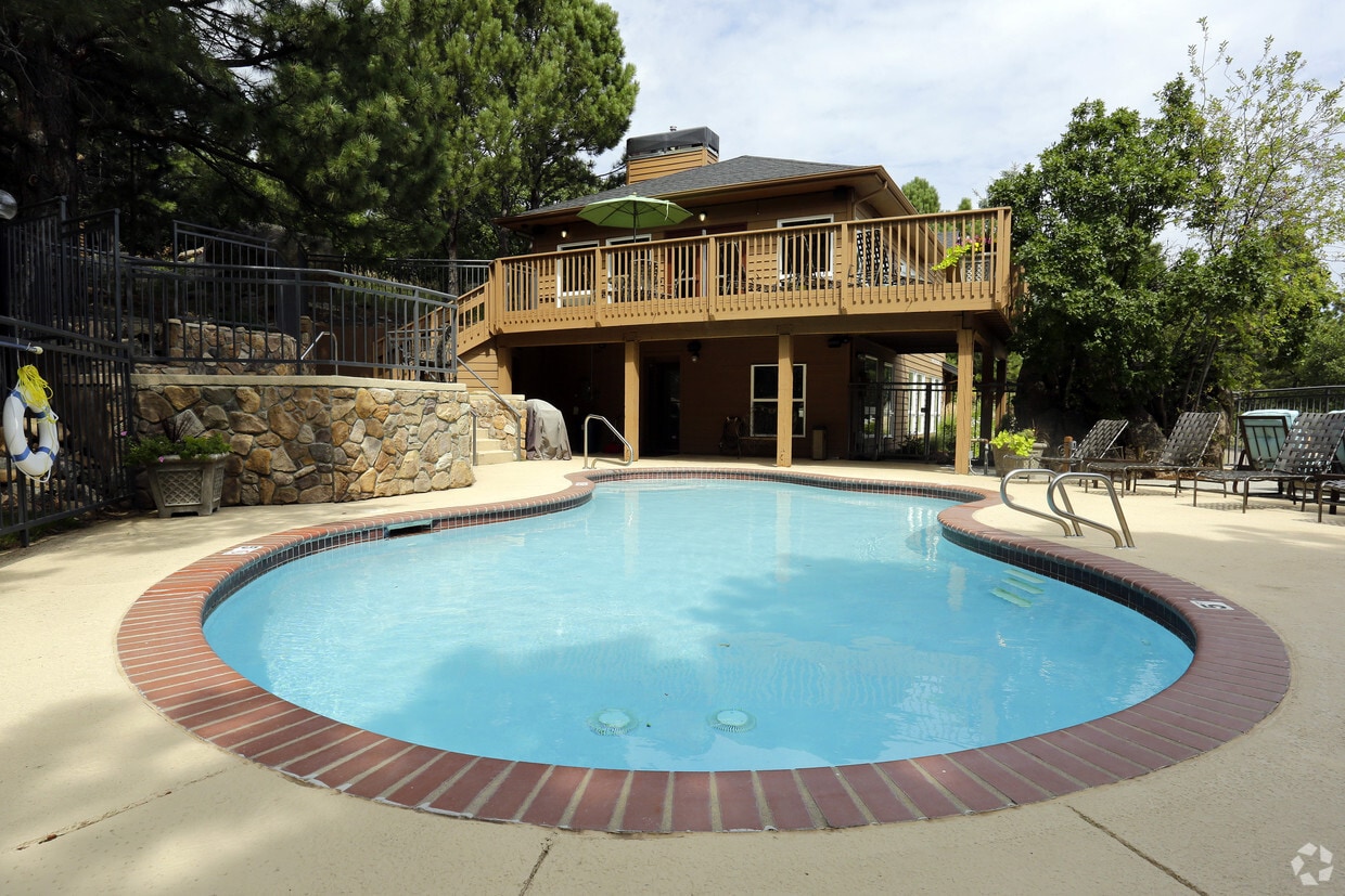 The Pines at Broadmoor Bluffs Rentals Colorado Springs, CO