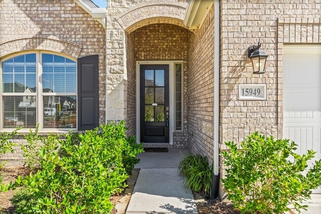 Foto del edificio - 15949 Hayes Mkt Lp