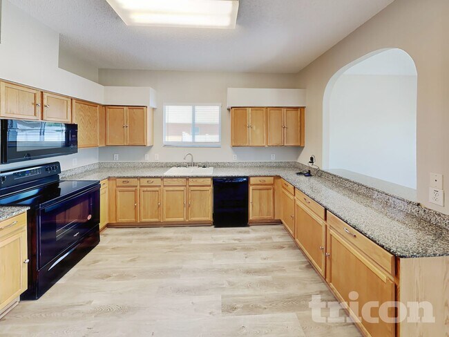 Building Photo - 12603 Longcrest Dr