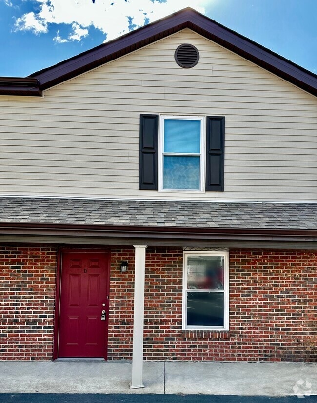 Building Photo - 2224 Cordova Ct