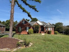 Building Photo - 5916 Meadowmere Dr