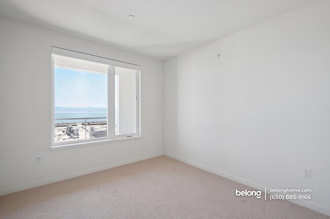 Building Photo - 10 Innes Ct
