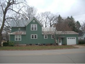 Building Photo - 615 Mill St