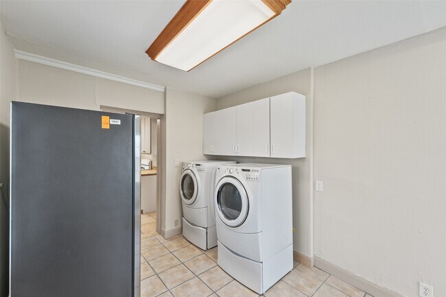 Foto del edificio - 1637 Castle Ct