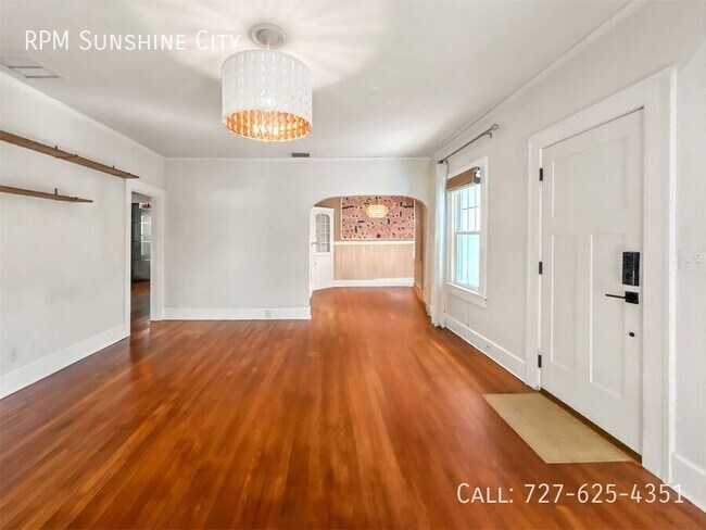 Foto del edificio - 748 32nd Ave N