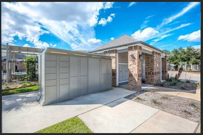 Photo - 529 Barker-Clodine Rd Apartment