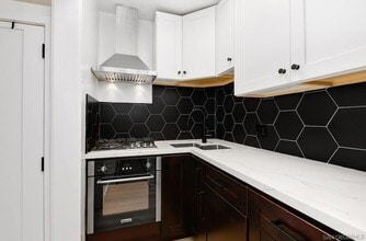 Building Photo - 4616 Cherokee Ave