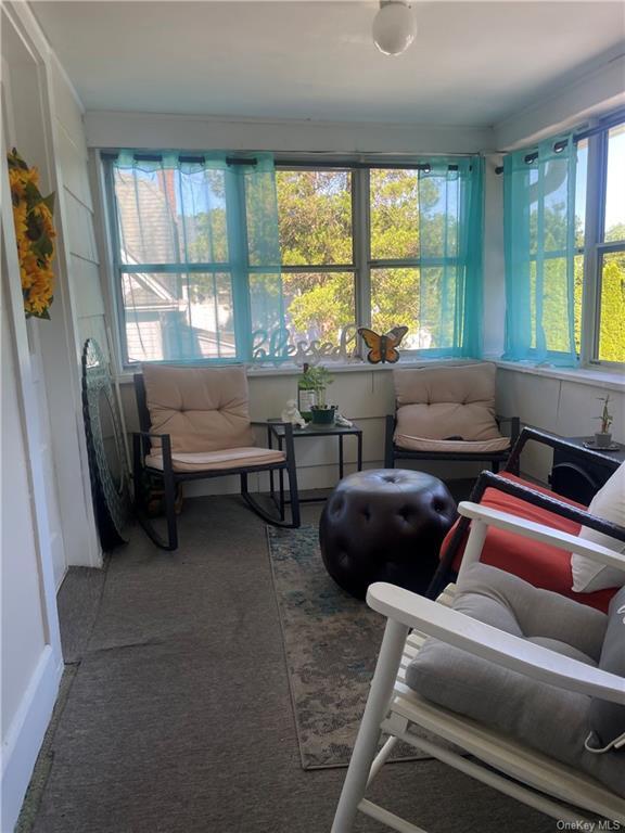 Foto del edificio - 163 Hunt Ave