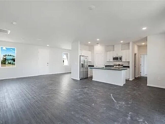 Foto del edificio - 915 NE 19th St