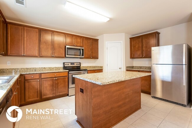 Building Photo - 2507 Queen Bee Dr