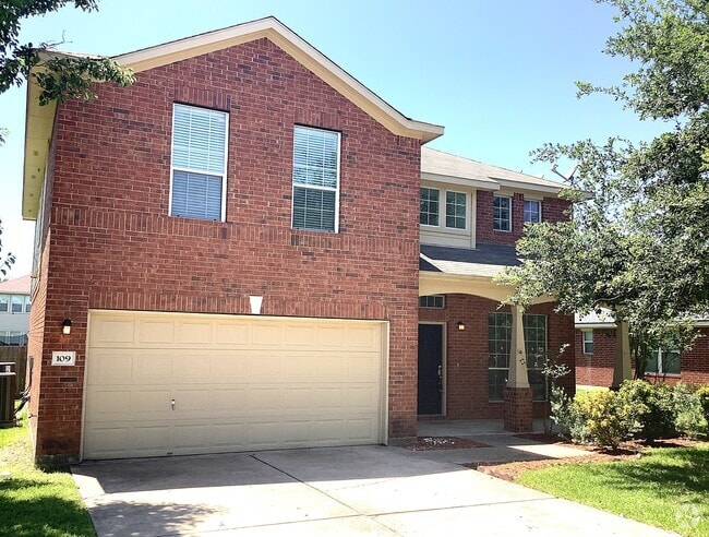Building Photo - 109 Castle Dr