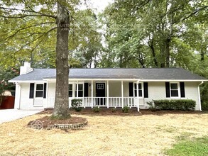 Building Photo - 3172 Fern Valley Dr SW