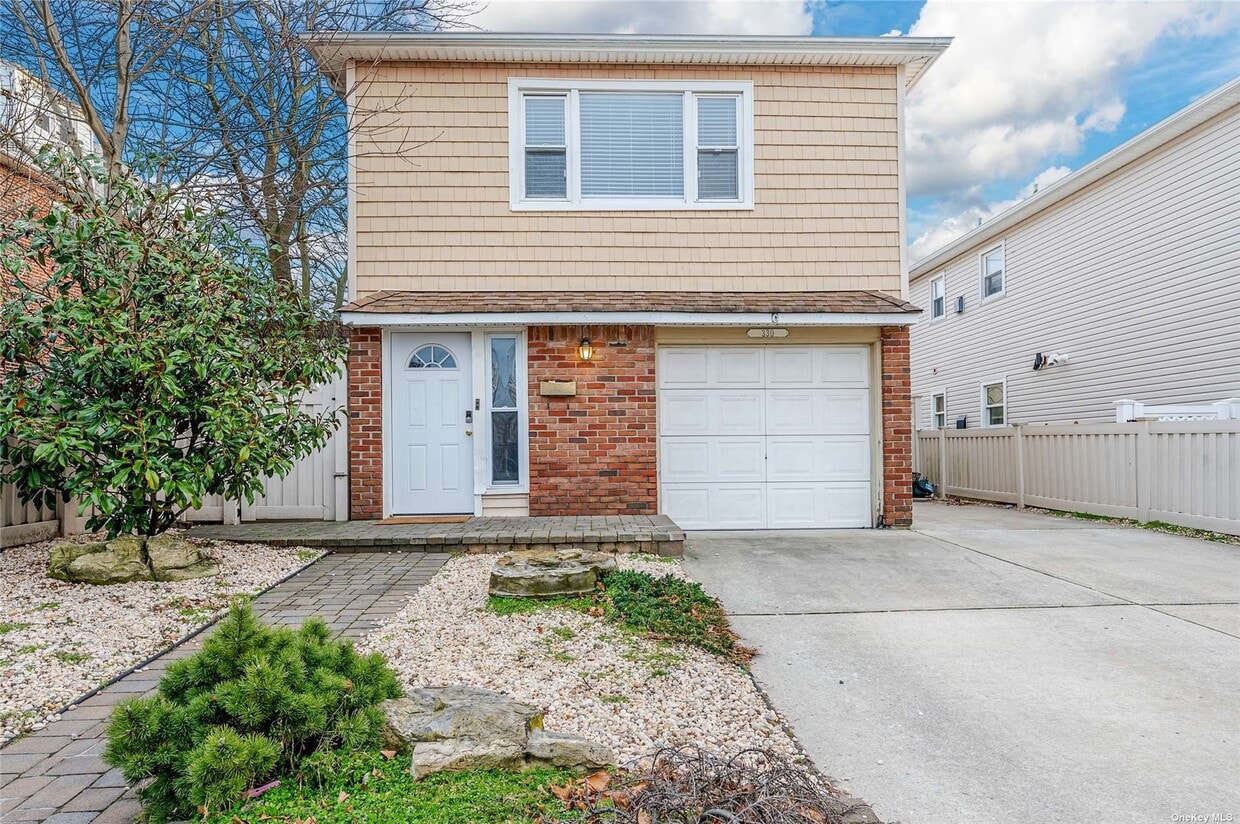 330 W Chester St, Long Beach, NY 11561 House Rental in Long Beach, NY
