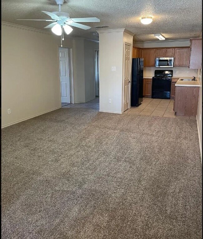 Foto del edificio - 802 N Englewood Ave