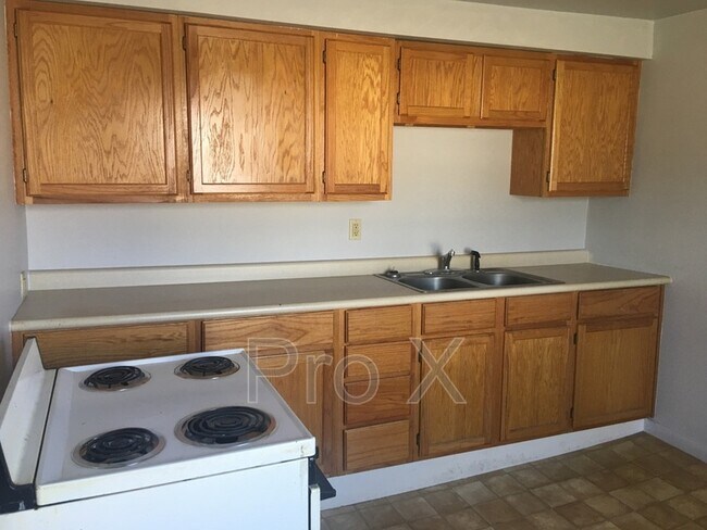 Building Photo - 508 S Joplin St