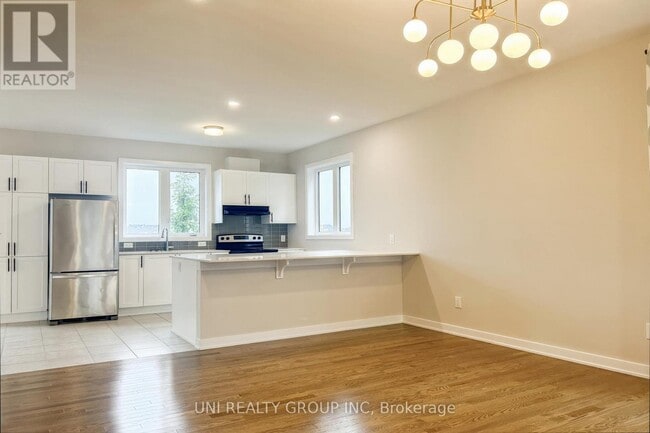 Building Photo - 324 Canadensis Ln