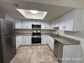 Building Photo - 16733 E Ashbrook Dr