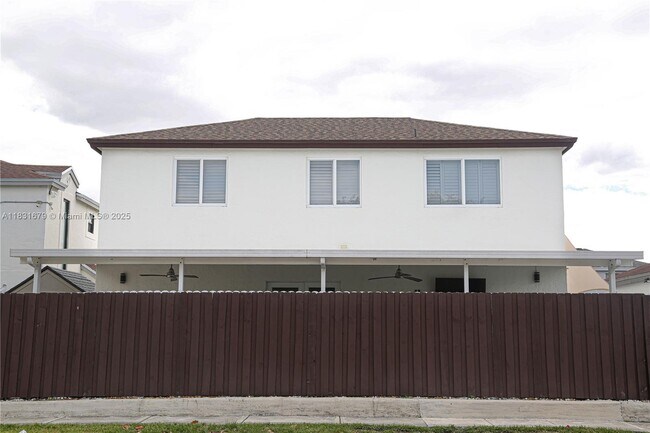 Foto del edificio - 9035 SW 148th Ct