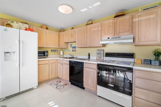 Building Photo - 4600 W Brigantine Ave