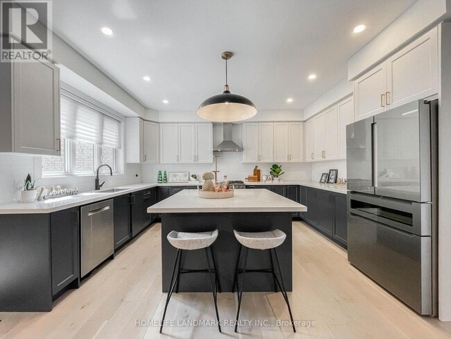 Building Photo - 5 Parkstone Rd