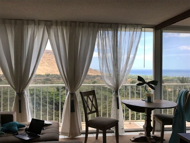 Foto del edificio - Makaha Valley Towers