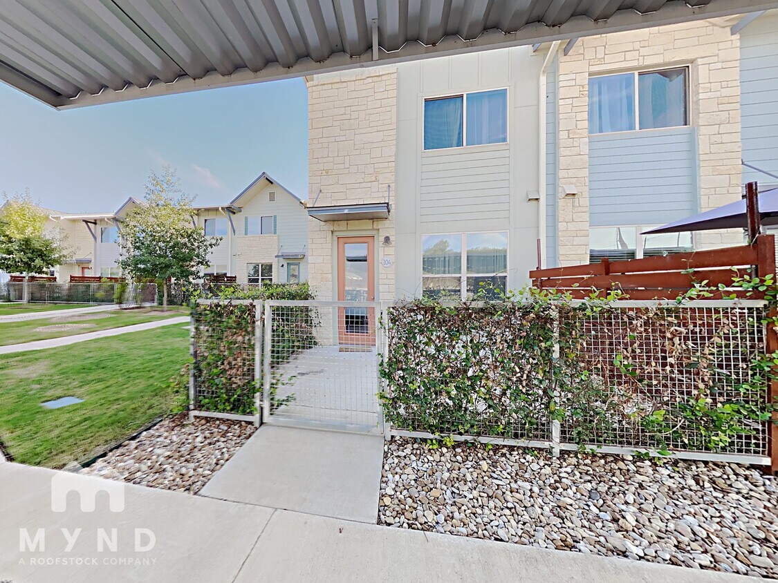 Foto principal - 7805 Cooper Ln