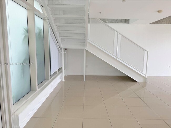 Building Photo - 3250 NE 1st Ave