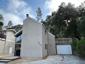 Building Photo - 8116 Cove Ln