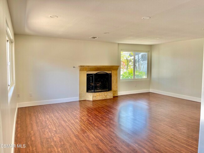 Building Photo - 889 Appleton Rd