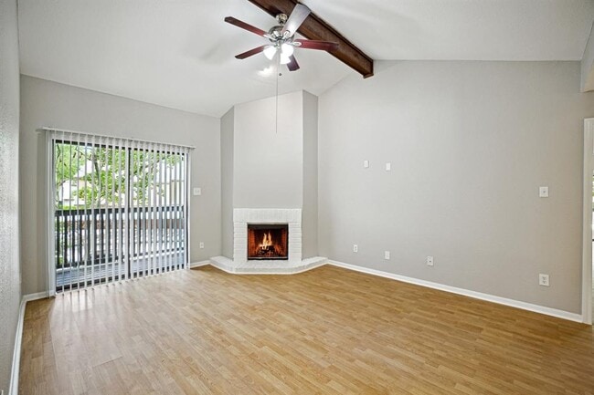 Building Photo - 11711 Memorial Dr