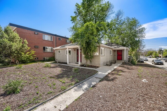 Photo - 2505 S University Blvd Apartment