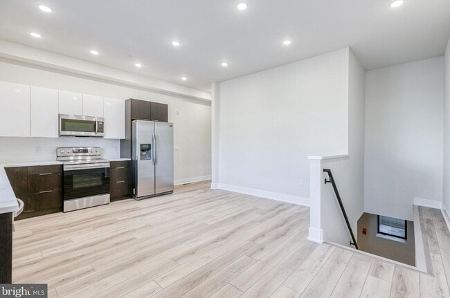 Brand New Luxury Apartments - Brand New Luxury Apartments