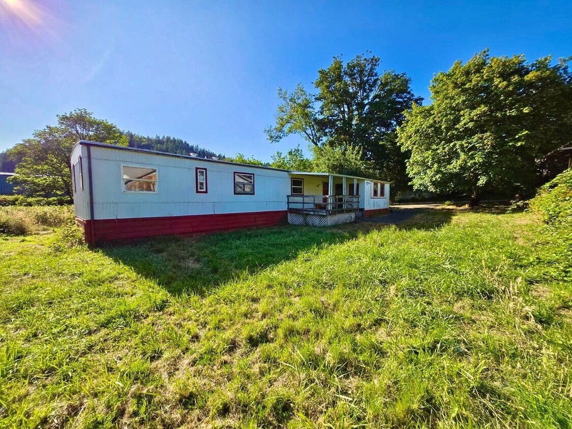Foto principal - 3bd/2bath Available Now!
