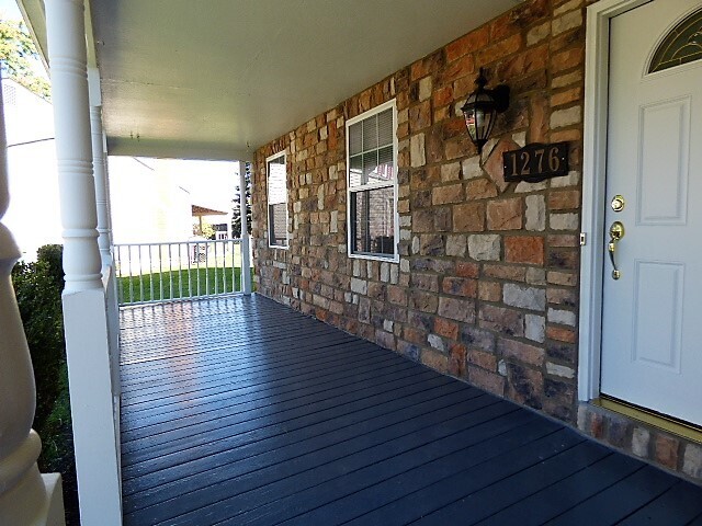 Building Photo - Laurel Green 4 BR Home
