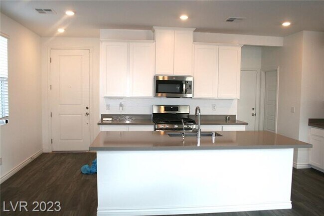 Building Photo - 7777 Vino Vranec Ct