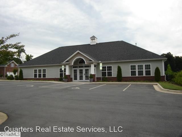 Foto del edificio - 130 Shallowford Reserve Dr