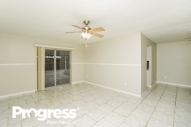Building Photo - 308 Timber Creek Dr