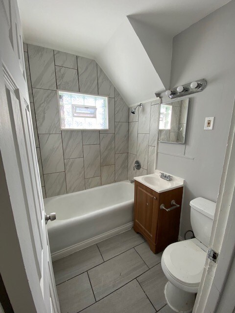 Building Photo - 2860 N 46th St