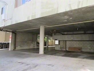 Building Photo - La Orleans