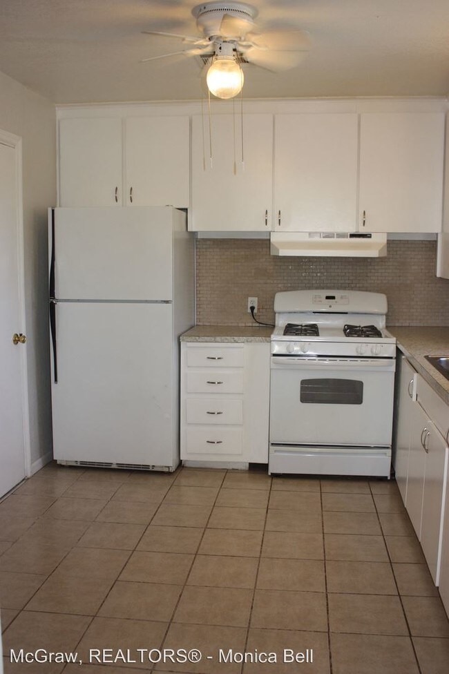 Building Photo - 2639 S Norwood Ave